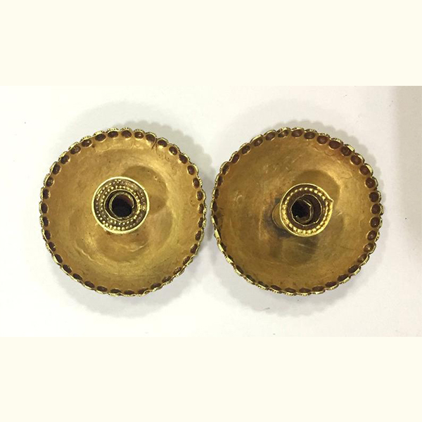 natural and artistic